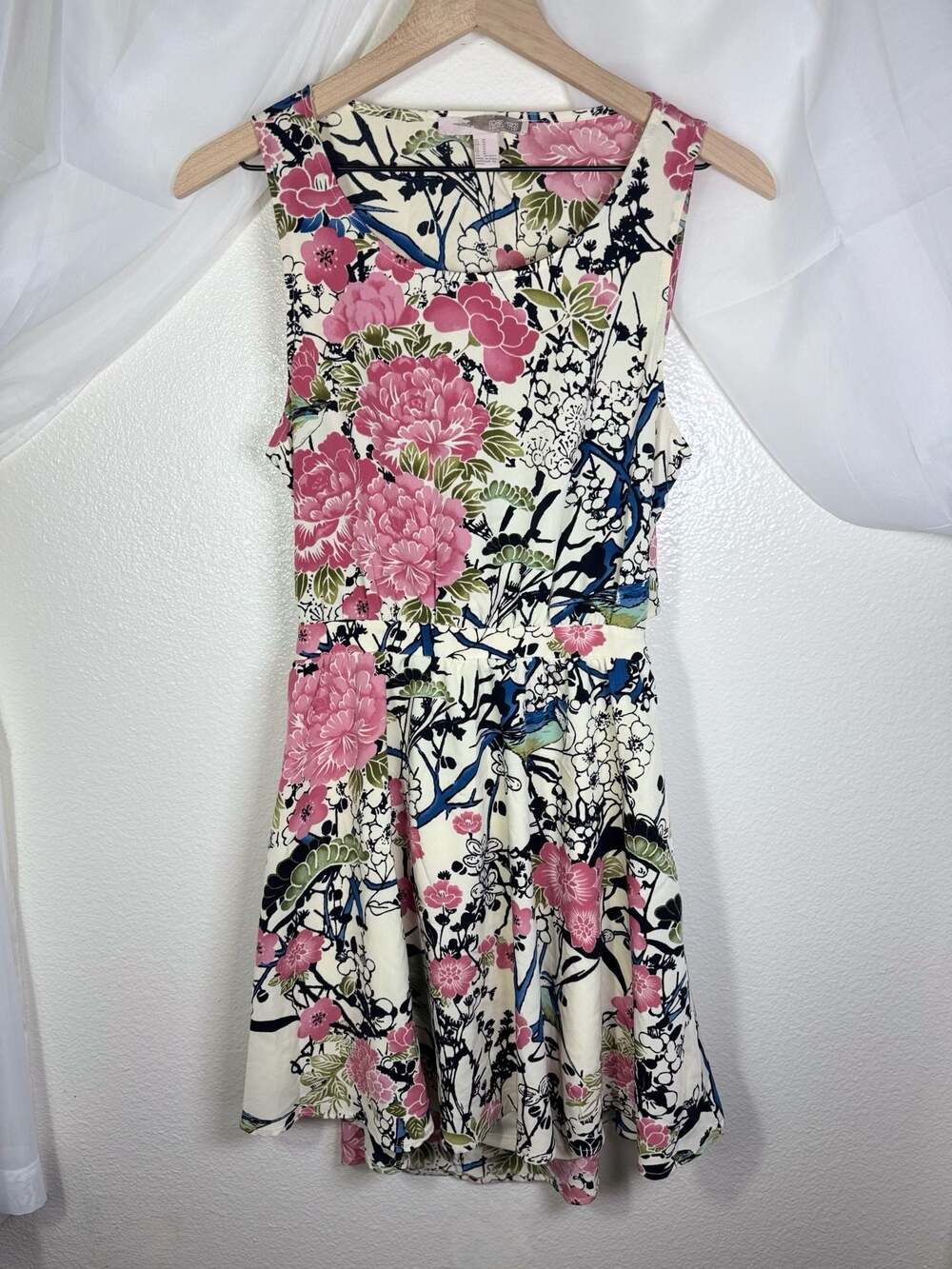 Floral Sleeveless Bird Print Cutout Back Dress KY Derby Graduation
